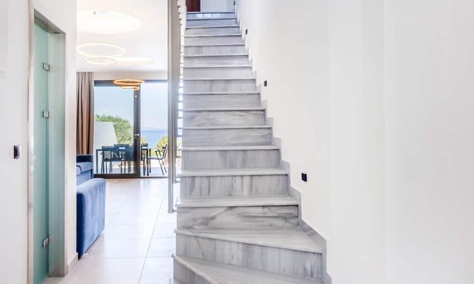 Polichrono Villa | Villa Ismini Tessera