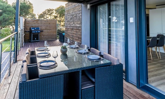 Homps House | Homerez - Modern house in Olonzac + Residential Park + Pool