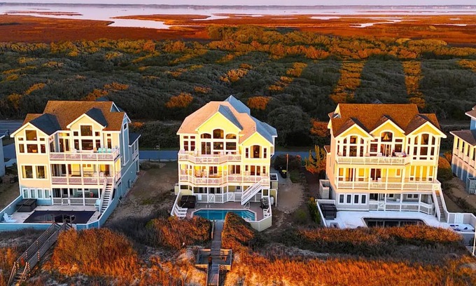Corolla House | Ocean Front + Sound Views in Pine Island! Saltwater Pool & Direct Beach Access