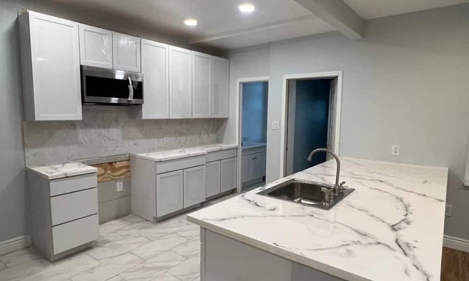 Duquesne House | Kennywood park, Waterfront market palace, restraurants 10 min, quiet place