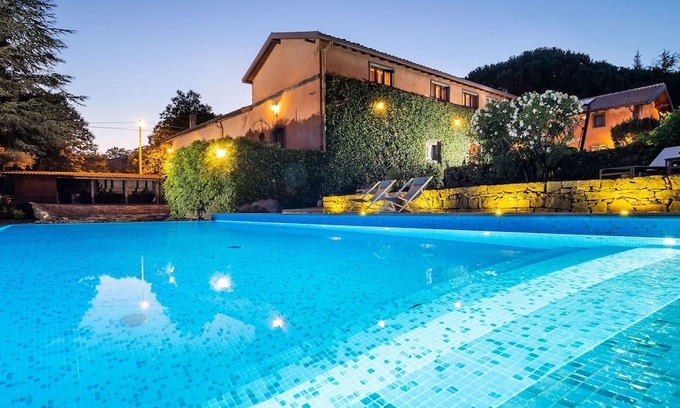 Pedara Villa | Beautiful private villa for 8 people with private pool, WIFI, TV and parking