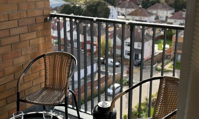 Botwell Apartment | RomaVita Apartment near Heathrow