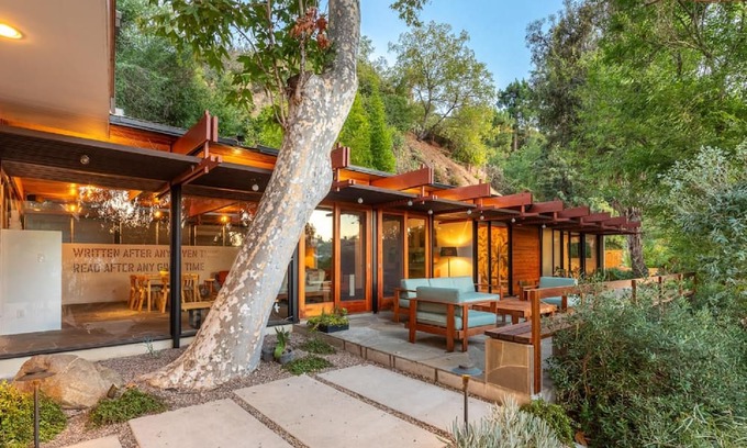 Nichols Canyon House | Hollywood Hills Midcentury Treehouse with Plunge Pool and Stunning Canyon Views