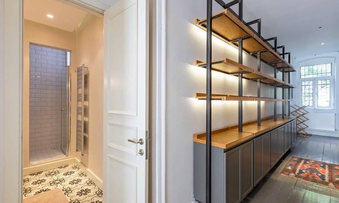 Pera Apartment | Welcome to our cool new stylish 2-bedroom, 2-bathroom home nestled in the vibrant heart of Şişhane