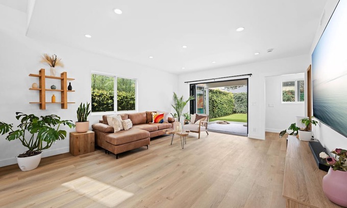 Culver - West House | Sunny Oasis in Marinan