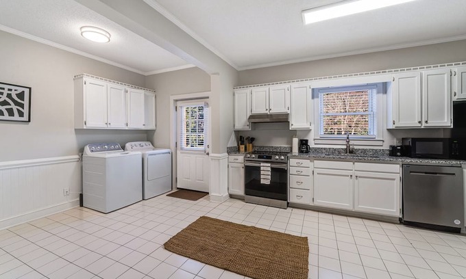 Rock Hill Apartment | Cozy Gem: 1BR near Sports Center