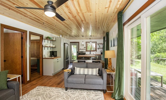Chase Cabin | Cozy Riverfront Two Bedroom Cabin