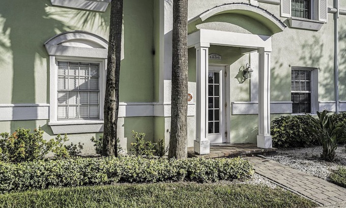 Coquina Key Apartment | Beautiful Private Yacht Club Condo!
