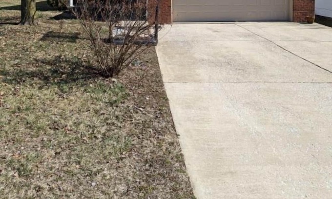 Lawrenceburg House | Charming 3-bedroom house in enchanting Lawrenceburg with WiFi, AC