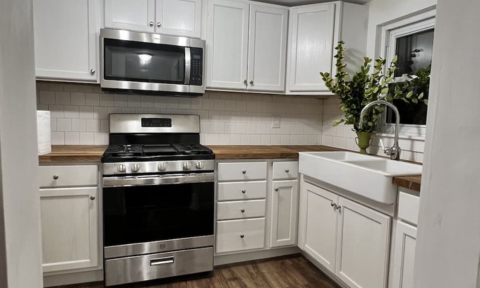Gracewood House | MASTERS RENTAL AVAILABLE!!!