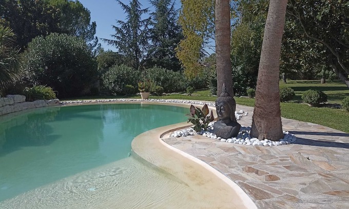 Campagne Villa | Homerez - Villa for 6 ppl. with swimming-pool, garden and terrace at Campagne