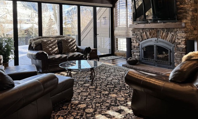 Deer Valley Condo | Park City Condo walking distance to Deer Valley and Main St.