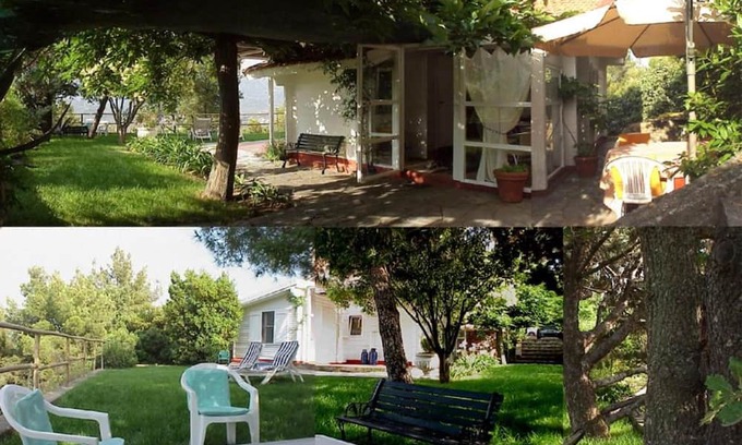 Torrazza House | Bungalow 'Deliziosa Casetta Con Dehor' with Mountain View, Private Garden and Wi-Fi