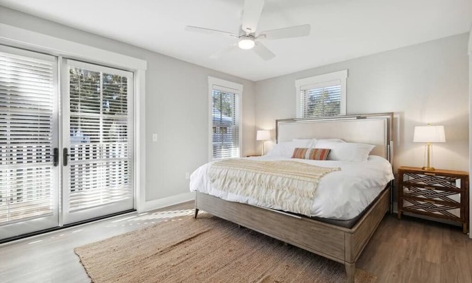 Olde Town Apartment | "Sunrise" at the Bridge Collective