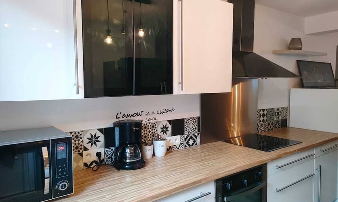 Vernou-la-Celle-sur-Seine House | Gîte 10 Couchages Proche Fontainebleau