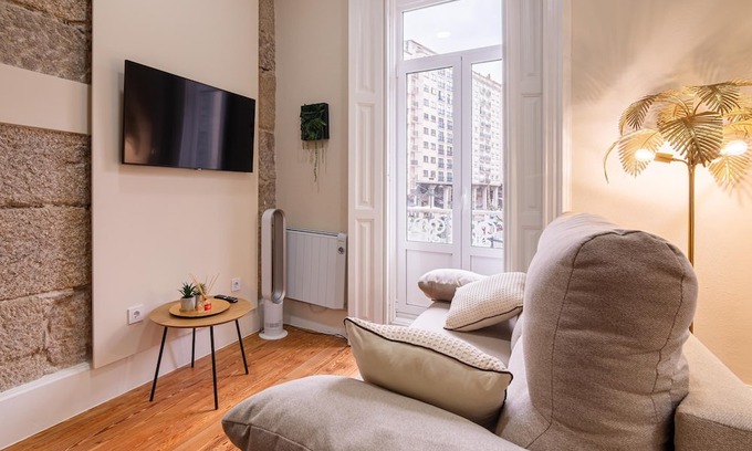 Maria Auxiliadora Apartment | Olívica Clásica- Centro, Vivienda Reformada en un Exclusivo Edificio Histórico