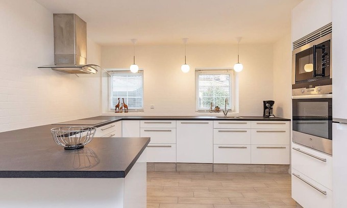 Hals House | 6 person holiday home in Hals