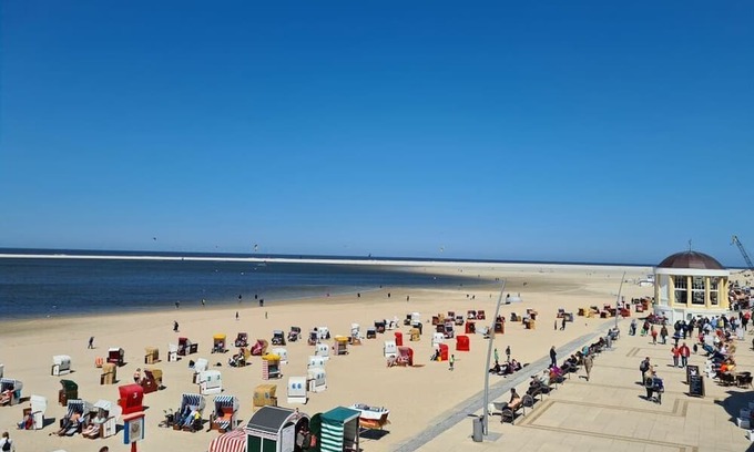 Borkum House | Borkum Ideal 71 B Comfortable holiday residence