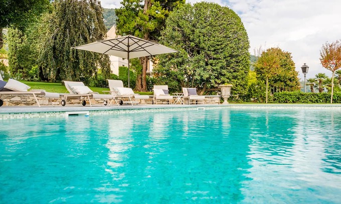 Cannero Riviera Villa | Enticing villa with pool situated on the lakeside promenade! - Villa Magnolia