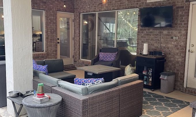 Palm Valley House | Spacious 5-bedroom house- 5 min walk to TPC Sawgrass/Players Championship course