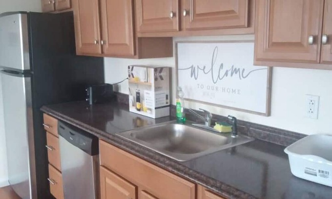 Niskayuna Apartment | a nice one bedroom free parking