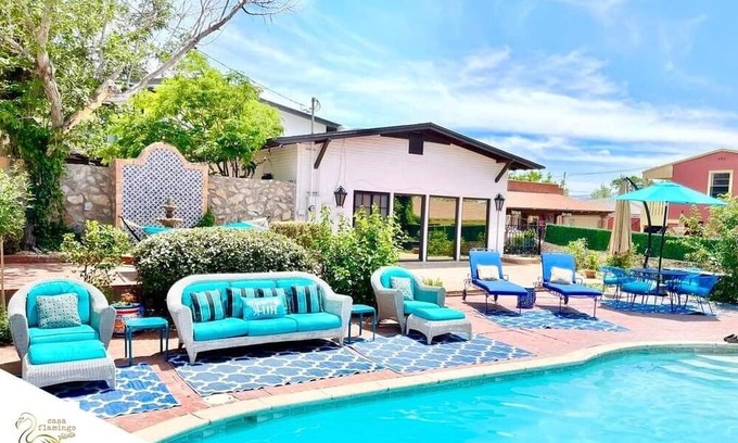 El Paso House | Huge Multifamily Haciendo Home w/ Pool and Scenic Views of El Paso