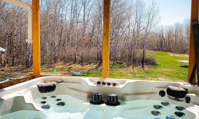 Elm Creek Ski Chalet | Peaceful Retreat in the Bush