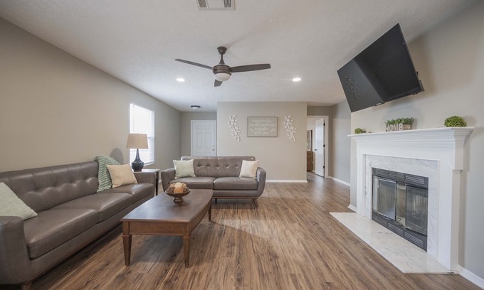 Smyrna House | Double Diamond Rentals - Modern 3Bdr home/Families
