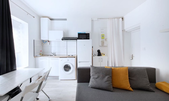 Oullins Apartment | apartment T2 Near Lyon