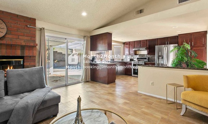 Walnut House | Breeze on Country Hollow Dr #41682