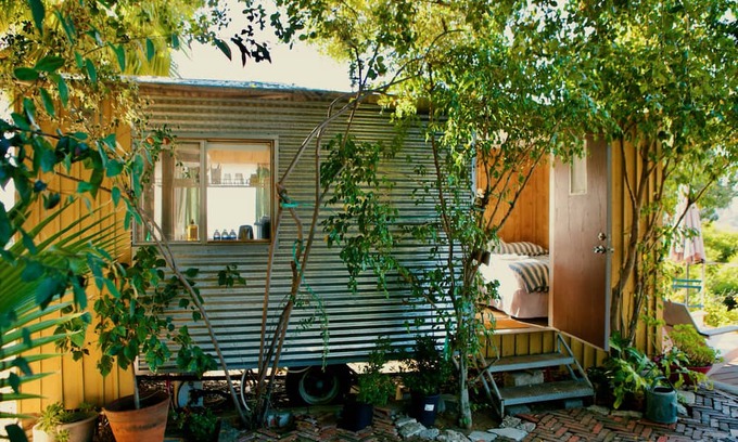 Elysian Heights House | Private Trailer at Downtown Los Angeles Hilltop with amazing view Hollywood10min