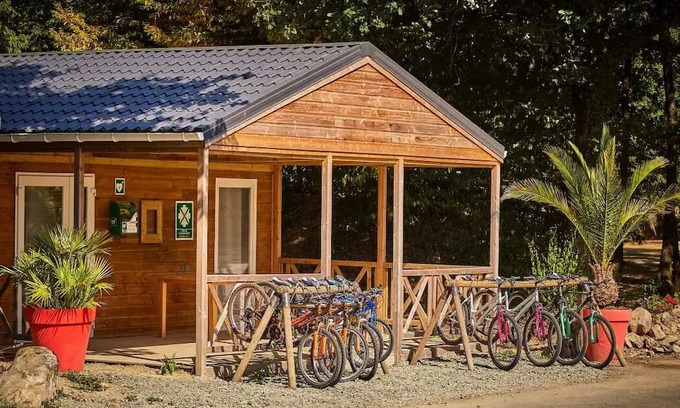 La Boissiere-de-Montaigu House | Camping Heart of Vendée* - Classic 3-room mobile home for 4 people