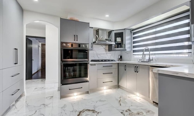 Markham House | Cozy home in Markham city where you can gather with family and friends.
