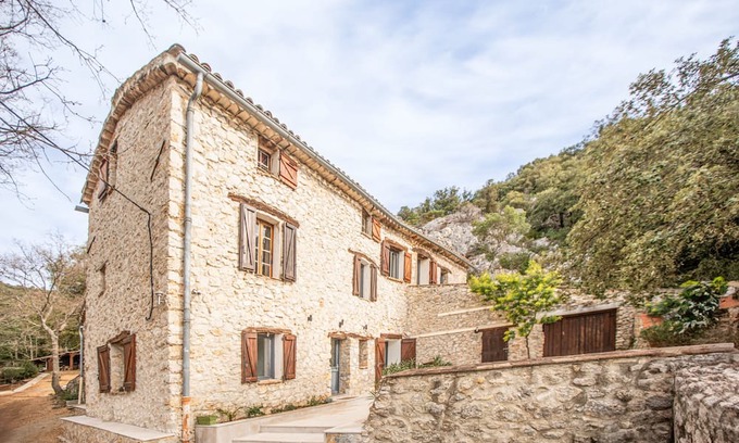 Ampus Other | Véritable Mas Provençal Ancien Avec Piscine