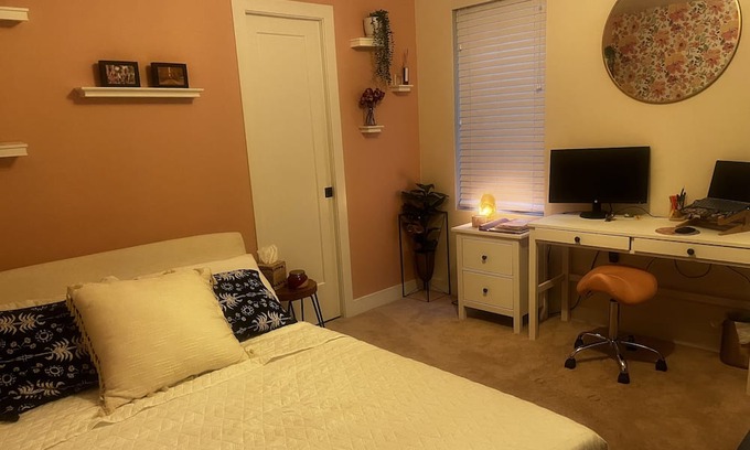 West Colfax House | Villie Large Spacious Townhome near Sloans Lake