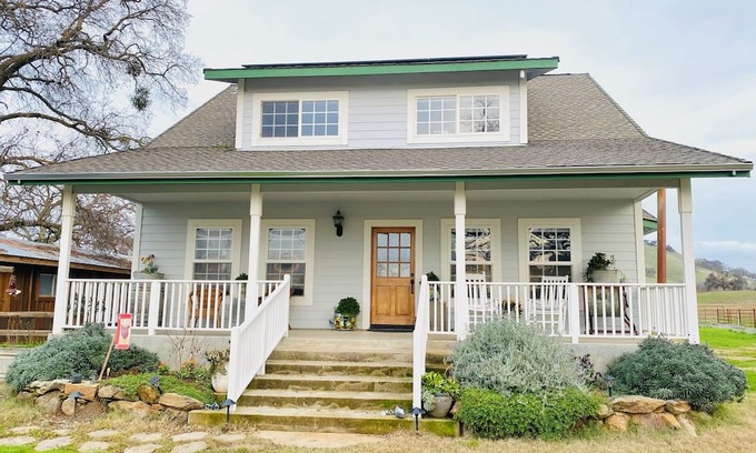 Amador County Other | Tranquil Farmhouse nestled in the hills minutes to beautiful wine country.