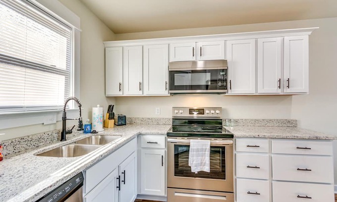 Jacksonville House | Jacksonville Vacation Rental ~ 21 Mi Little Rock!