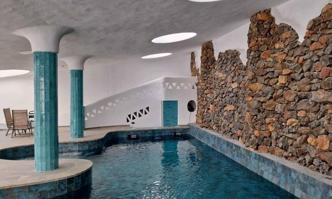 Almerimar Apartment | Apartment 'Apartamento Gaviota 1' with Shared Terrace, Wi-Fi and Air Conditioning