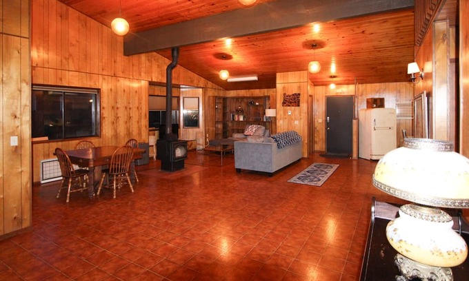 Brookings House | Dog-friendly home with yard & prime location in downtown Brookings