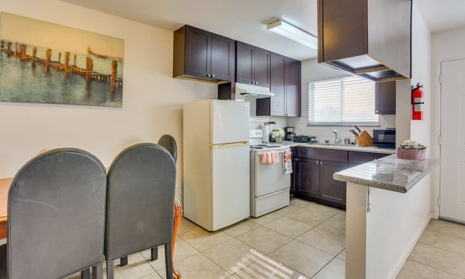 Downtown Apartment | Cozy Apartment Near UCSF Fresno & Downtown