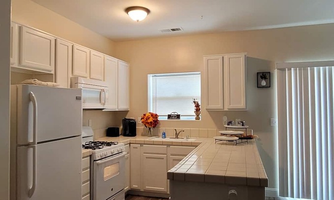Bakersfield House | Cute home that is 6 miles away from KMC and close to other shopping centers