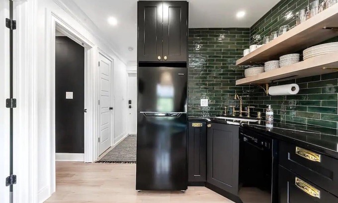 Southwest House | NEW! The Theodora Chase Carriage House - King Beds