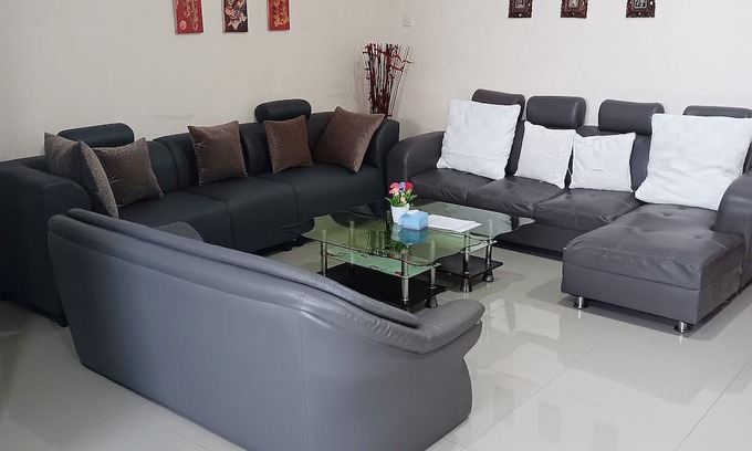 Lubuk Baja Apartment | Batam Excursion Vacation Suite 3 Nagoya Nr Malls Hawker Seafood & Spas
