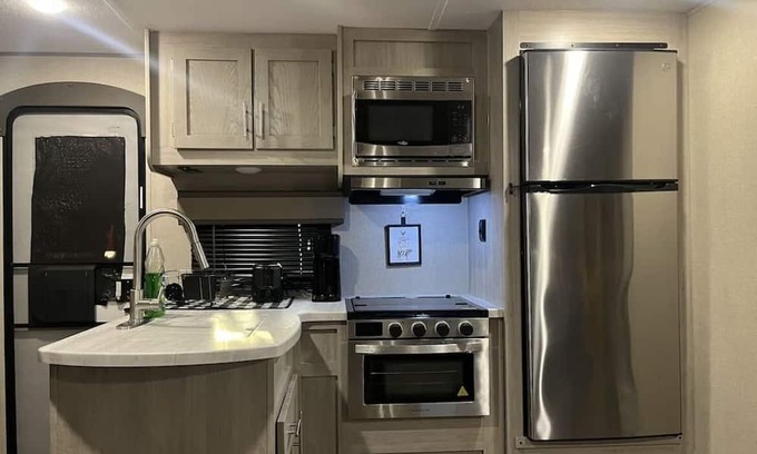 Atascosa House | Unique Camper