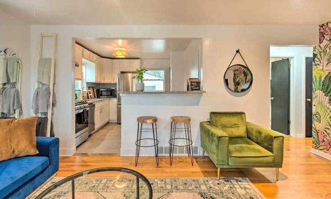 South Westminster House | Stylish Retreat - Close to Mtns!