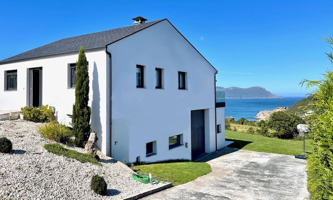 Ortigueira House | The Cliffs - Celtigos Blue Marine