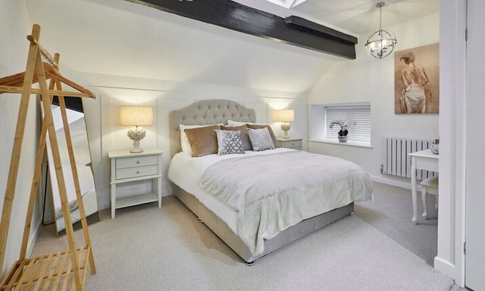 Chapel en le Frith Apartment | Host & Stay | Eccles Retreat