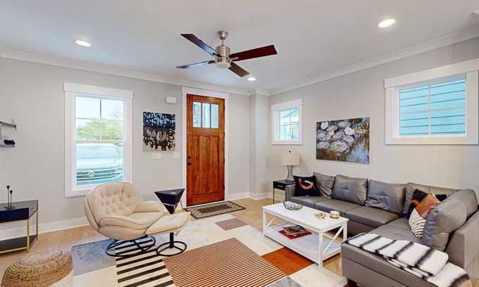 Apex House | Art-filled home near downtown with open layout & fireplace - dog-friendly