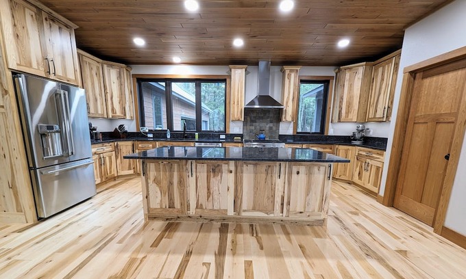 Presque Isle Cabin | Private, modern lake cabin in Wisconsin's last wilderness.