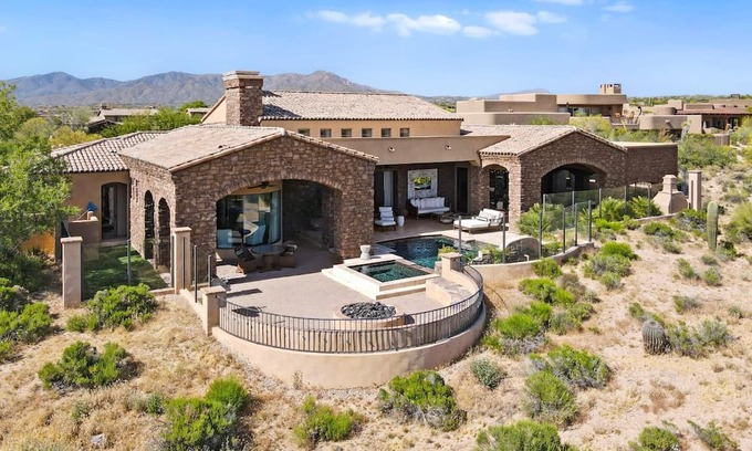 Desert Mountain House | SCOTTSDALE, DESERT MOUNTAIN VILLA , WORLD CLASS GOLFING, HIKING & BOATING